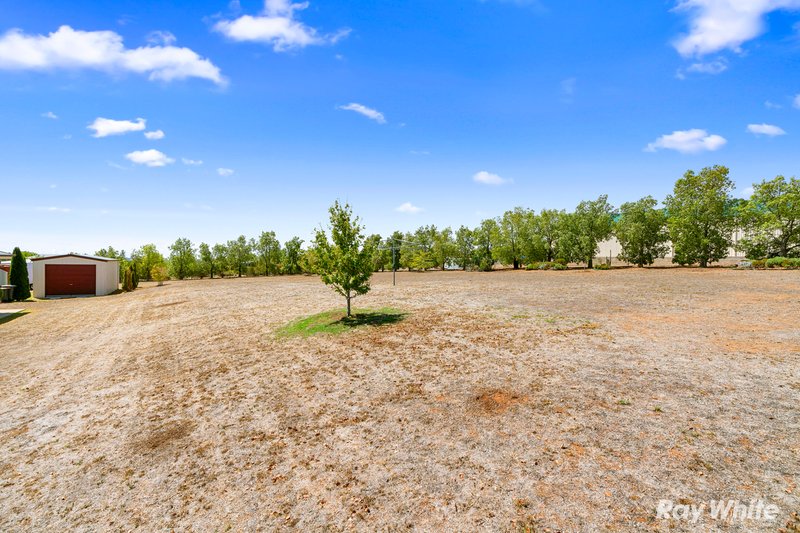 Photo - 7 Loughan Road, Junee NSW 2663 - Image 18