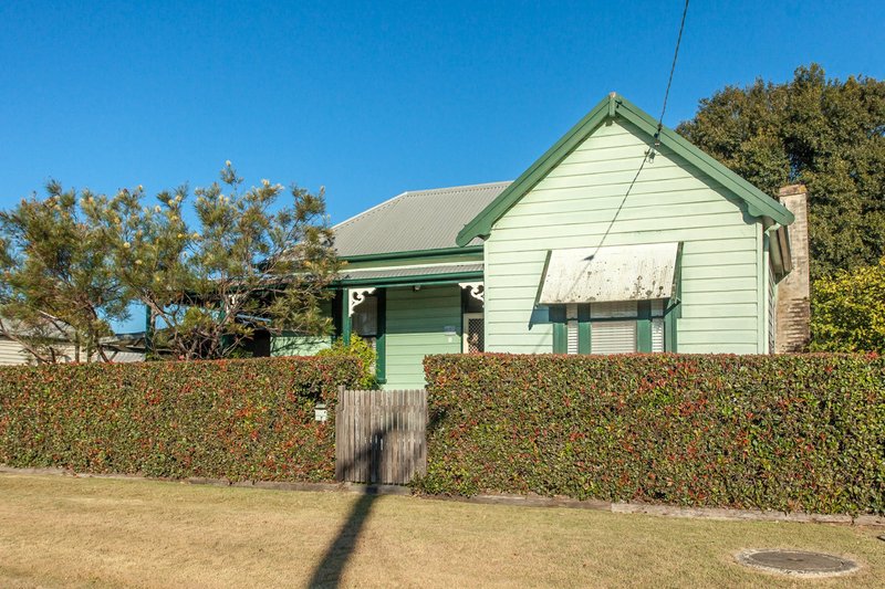 Photo - 7 Love Street, Cessnock NSW 2325 - Image 2