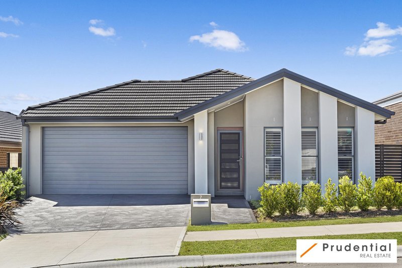 Photo - 7 Loveday Street, Oran Park NSW 2570 - Image 1