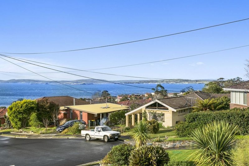 Photo - 7 Lowana Court, Kingston Beach TAS 7050 - Image 16