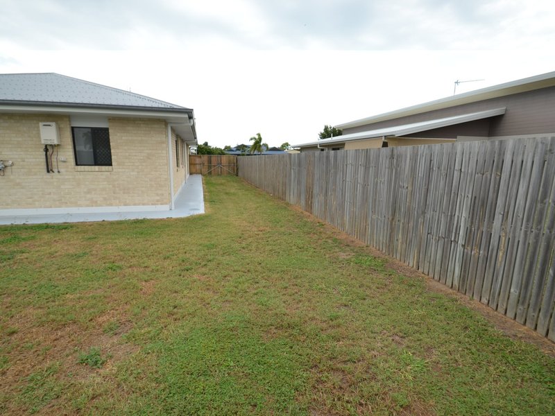 Photo - 7 Lucinda Place, Bowen QLD 4805 - Image 25