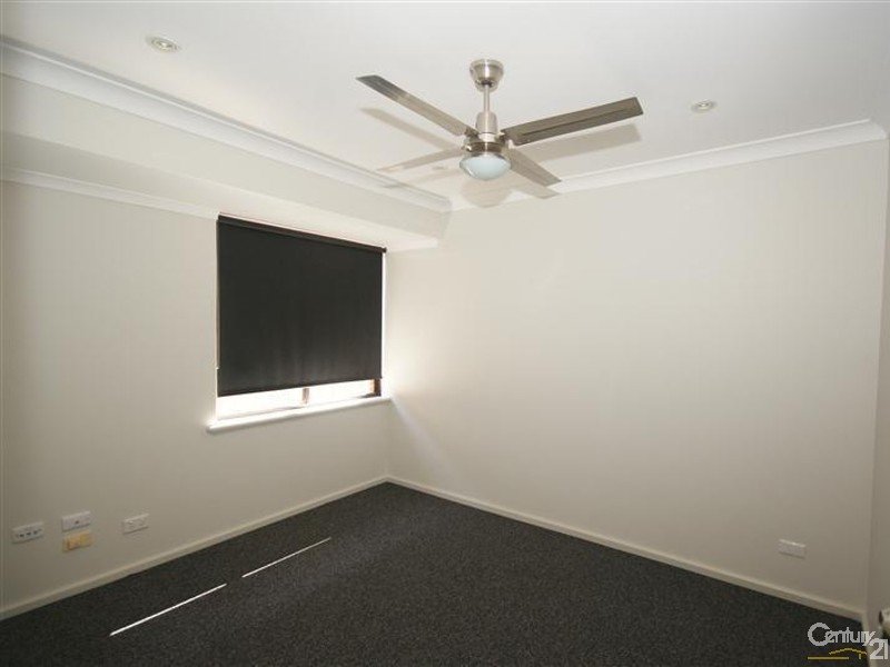 Photo - 7 Ludlow Way, Warnbro WA 6169 - Image 10