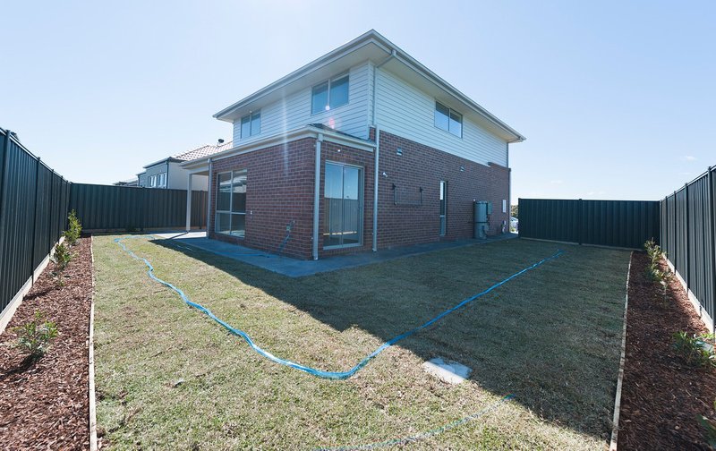 Photo - 7 Luster Circuit, Greenvale VIC 3059 - Image 8