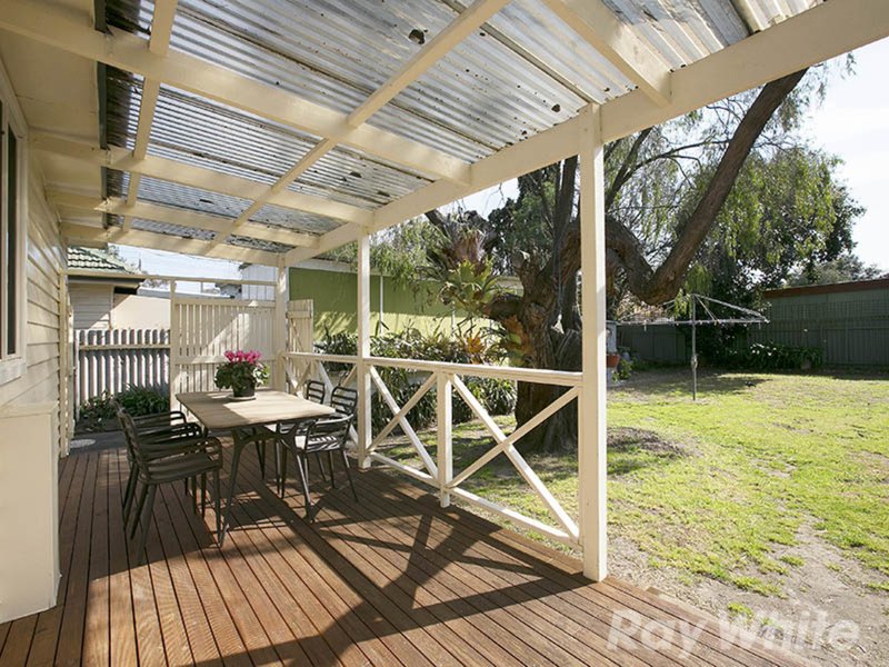 Photo - 7 Luxmoore Street, Cheltenham VIC 3192 - Image 10