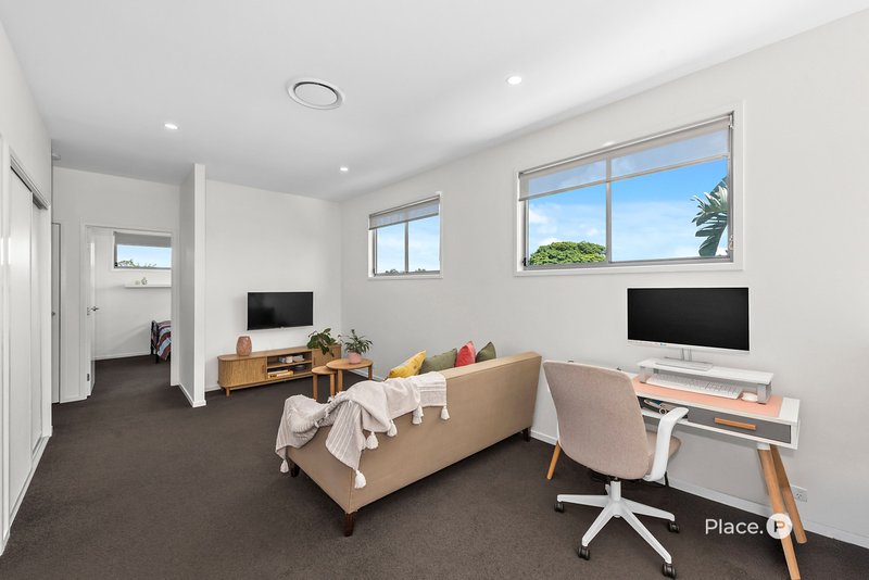 Photo - 7 Lydford Court, Carindale QLD 4152 - Image 14