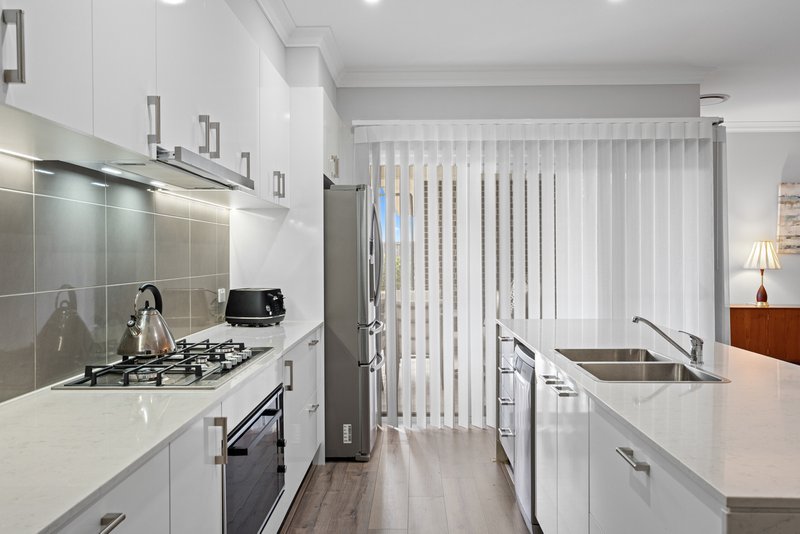 Photo - 7 Macadamia Court, Kingswood NSW 2747 - Image 4