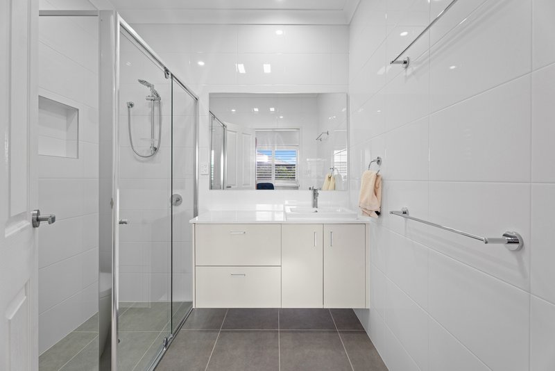 Photo - 7 Macadamia Court, Kingswood NSW 2747 - Image 6