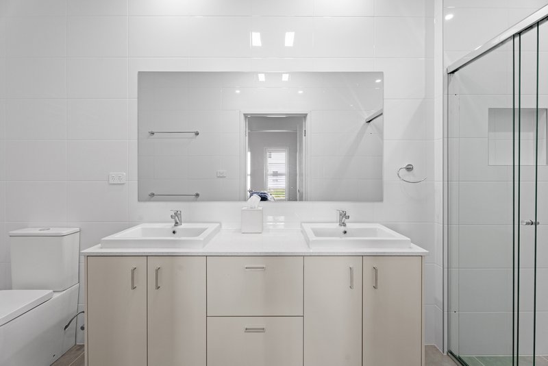 Photo - 7 Macadamia Court, Kingswood NSW 2747 - Image 8