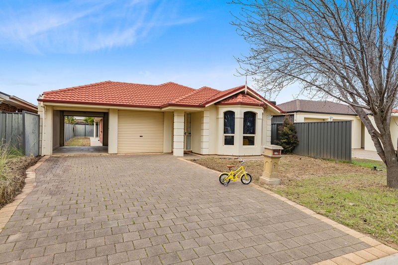 Photo - 7 Macfarlane Way, Andrews Farm SA 5114 - Image 2