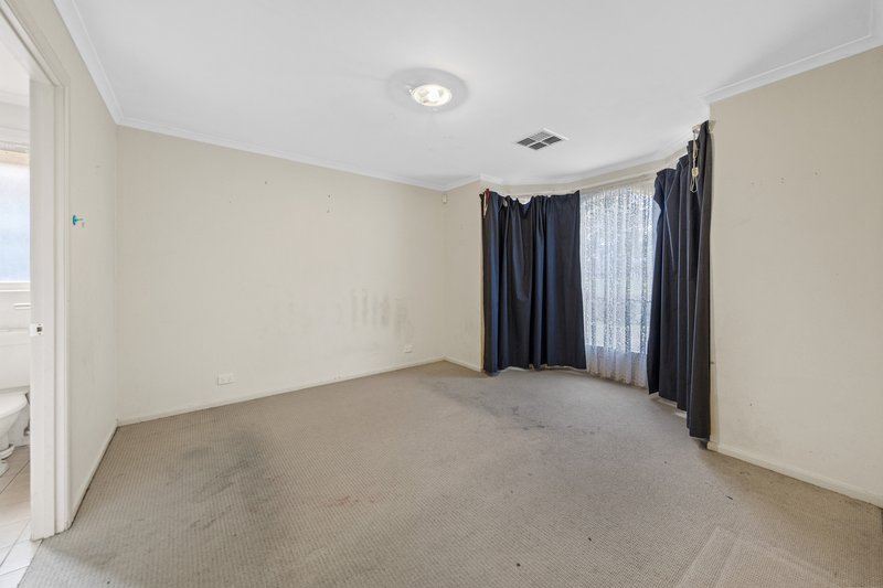 Photo - 7 Macfarlane Way, Andrews Farm SA 5114 - Image 5