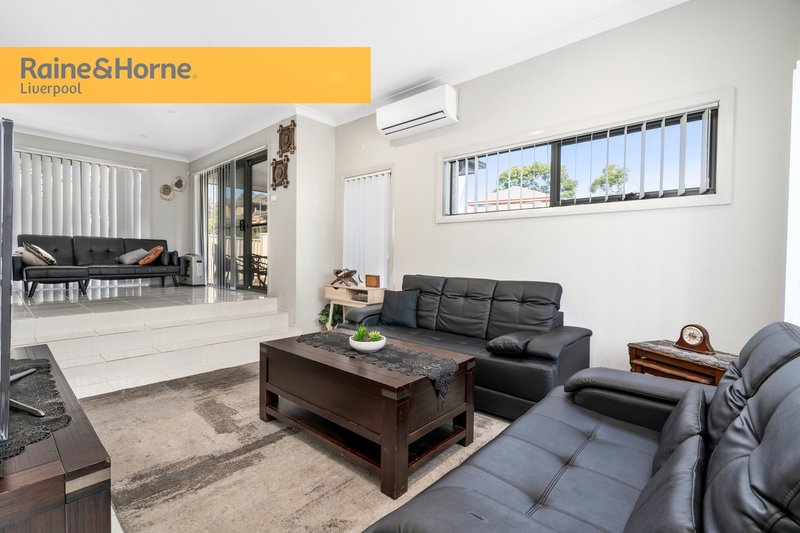 Photo - 7 Mackellar Street, Casula NSW 2170 - Image 8