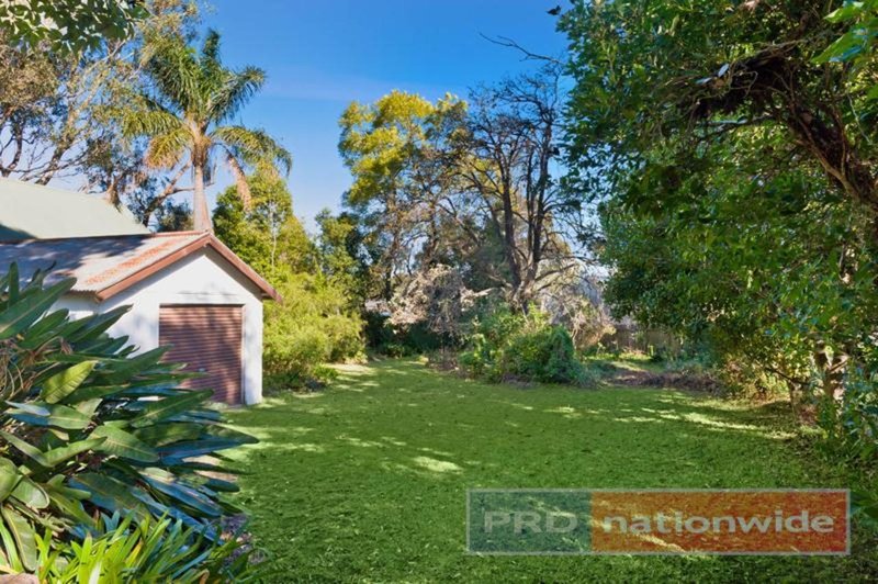 Photo - 7 Maclaurin Avenue, East Hills NSW 2213 - Image 5