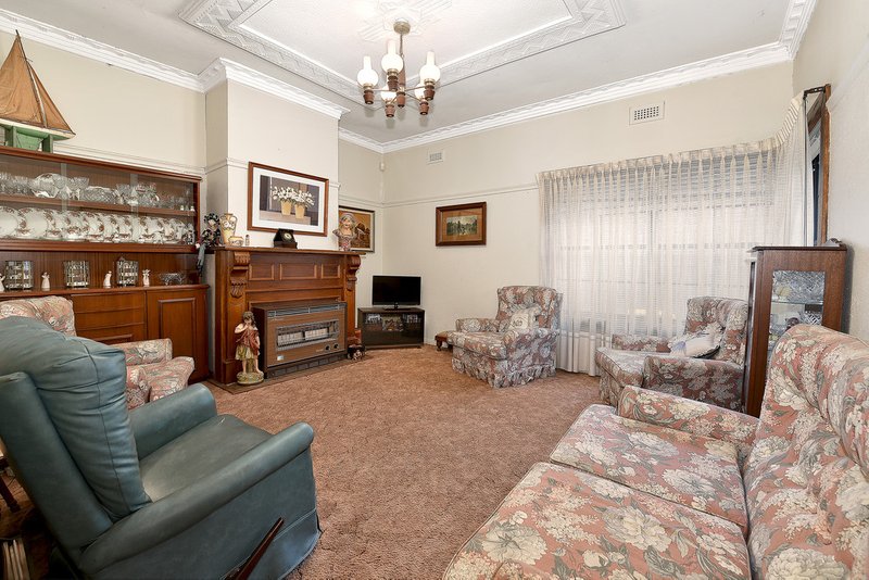 Photo - 7 Madoline Street, Pascoe Vale VIC 3044 - Image 3