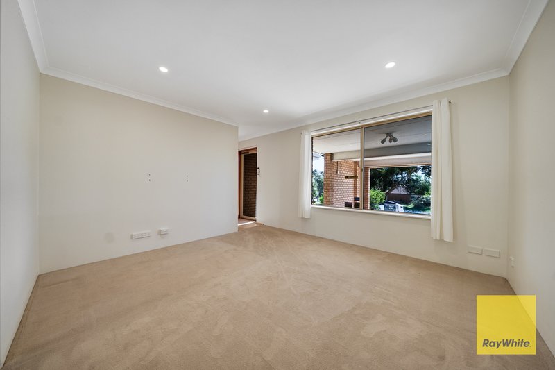 Photo - 7 Magna Cove, Mirrabooka WA 6061 - Image 3