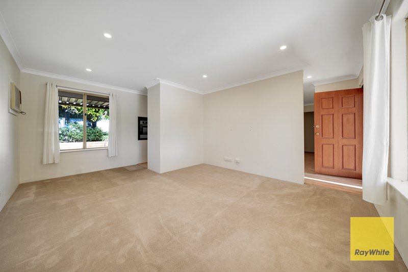 Photo - 7 Magna Cove, Mirrabooka WA 6061 - Image 4