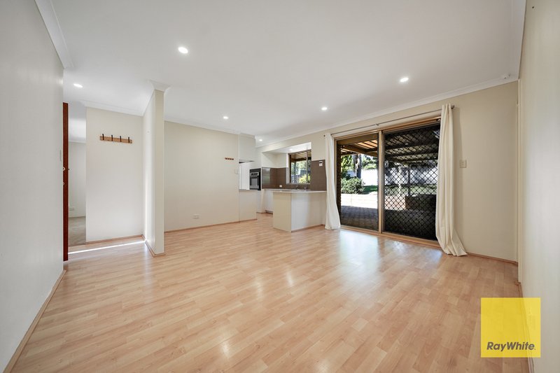 Photo - 7 Magna Cove, Mirrabooka WA 6061 - Image 7