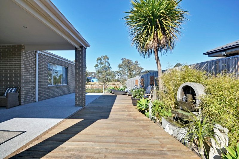 Photo - 7 Magnolia Way, Paynesville VIC 3880 - Image 13