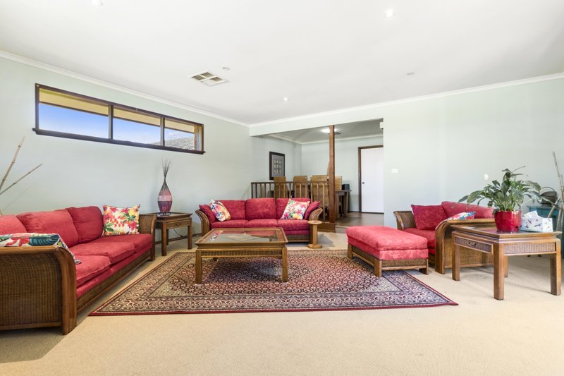 Photo - 7 Maher Court, Werribee VIC 3030 - Image 3