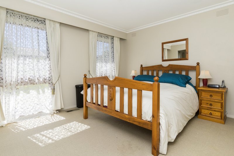 Photo - 7 Maher Court, Werribee VIC 3030 - Image 7