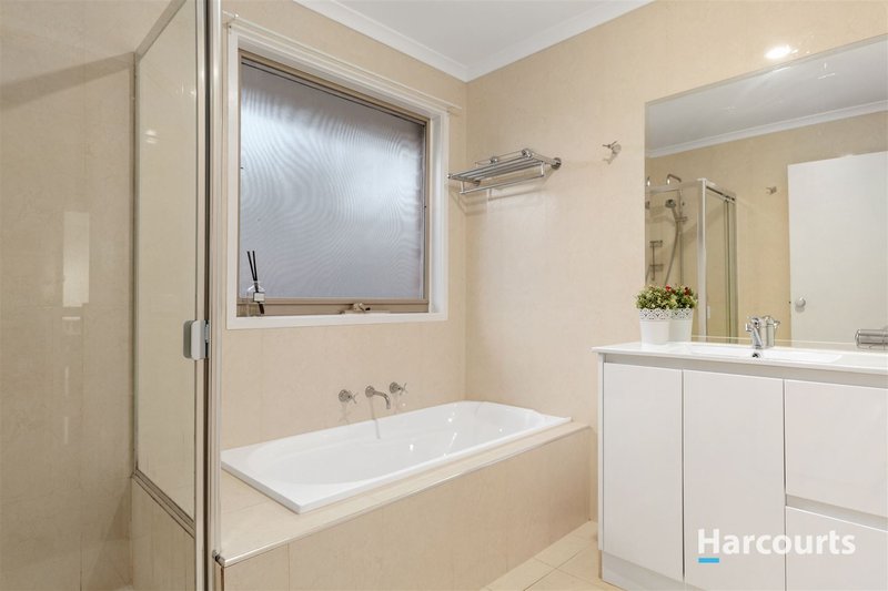 Photo - 7 Maitland Close, Rowville VIC 3178 - Image 9