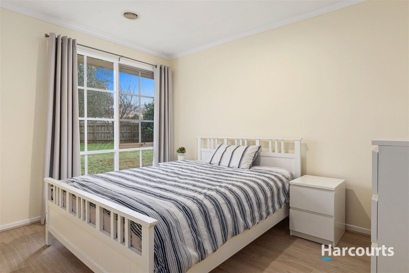 Photo - 7 Maitland Close, Rowville VIC 3178 - Image 12