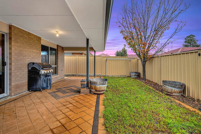 Photo - 7 Major Street, Munno Para SA 5115 - Image 25