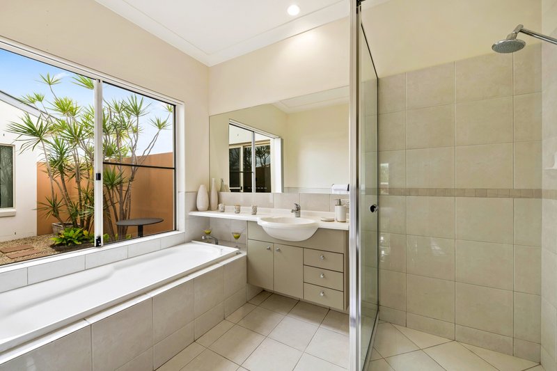 Photo - 7 Majorca Place, Kawana Island QLD 4575 - Image 18