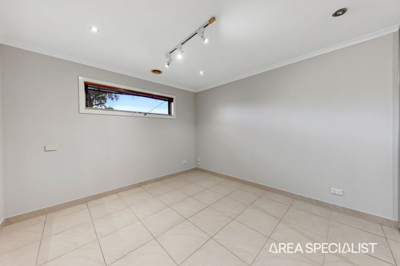 Photo - 7 Mallee Circuit, Pakenham VIC 3810 - Image 13