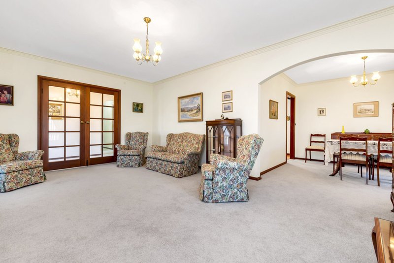 Photo - 7 Mamande Crescent, Lockleys SA 5032 - Image 7