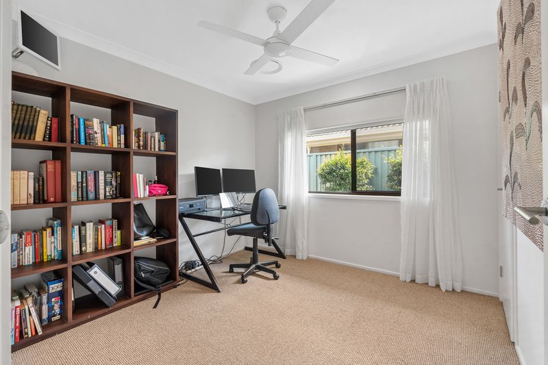 Photo - 7 Manakin Avenue, Burleigh Waters QLD 4220 - Image 16