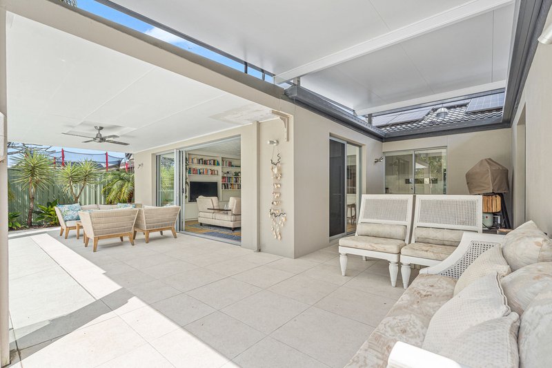 Photo - 7 Manakin Avenue, Burleigh Waters QLD 4220 - Image 22