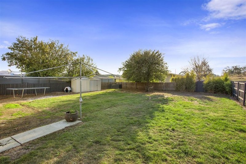 Photo - 7 Mangana Street, Ravenswood TAS 7250 - Image 10