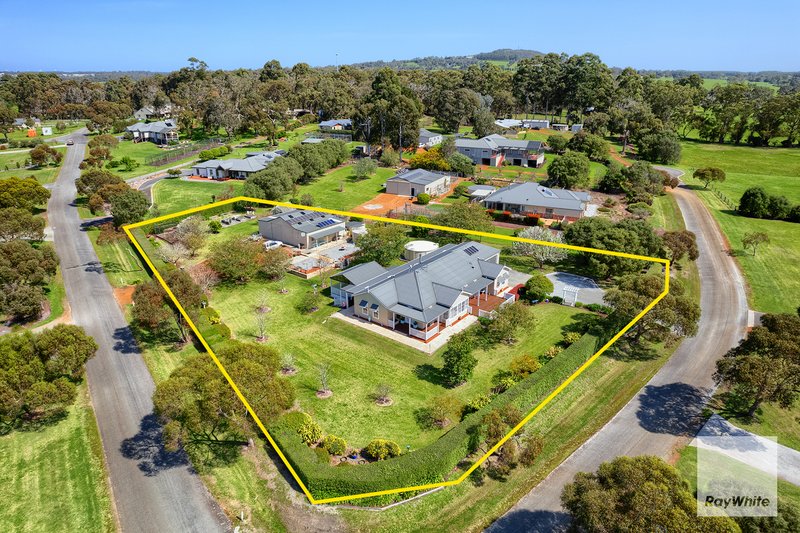 7 Manton Way, Willyung WA 6330