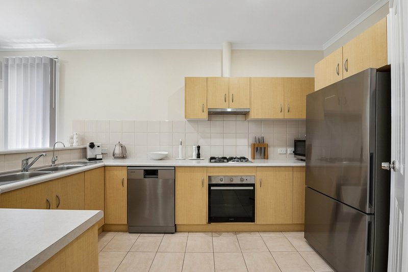 Photo - 7 Maple Circuit, Mawson Lakes SA 5095 - Image 2