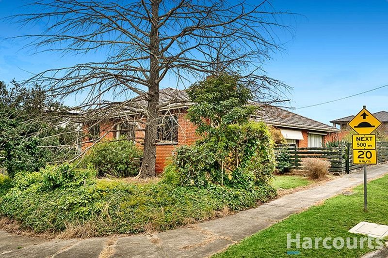 Photo - 7 Marbray Drive, Glen Waverley VIC 3150 - Image 3