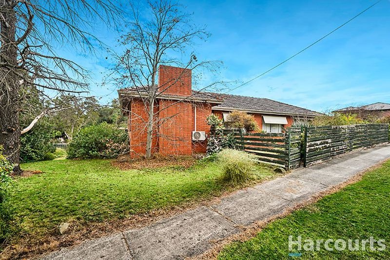 Photo - 7 Marbray Drive, Glen Waverley VIC 3150 - Image 6