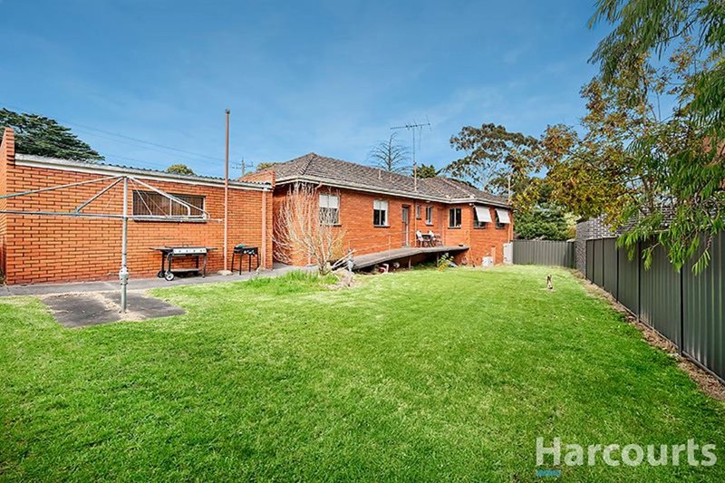 Photo - 7 Marbray Drive, Glen Waverley VIC 3150 - Image 7