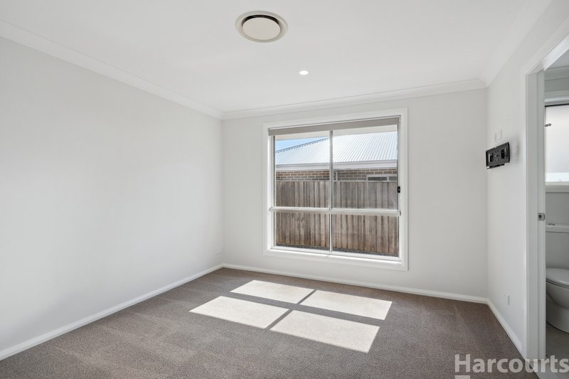 Photo - 7 Marchment Street, Thrumster NSW 2444 - Image 6