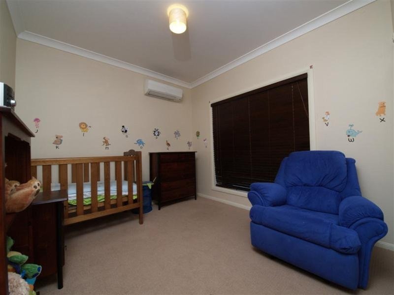 Photo - 7 Marina Court, Eatons Hill QLD 4037 - Image 11