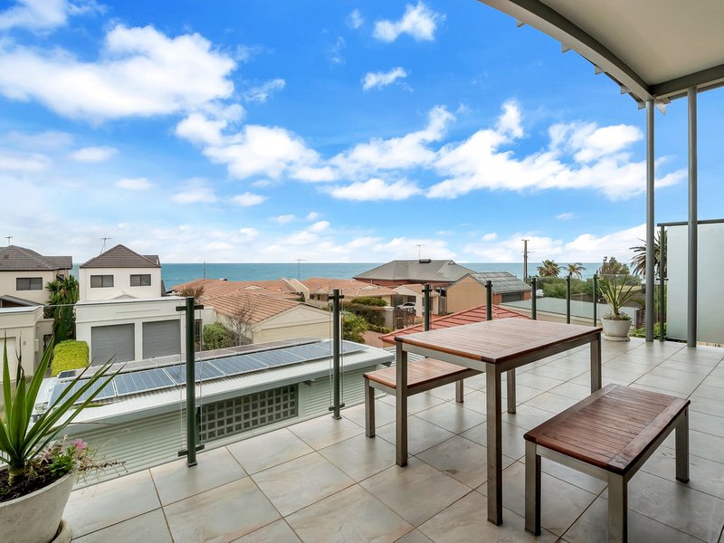 Photo - 7 Marine Avenue, Hallett Cove SA 5158 - Image 9