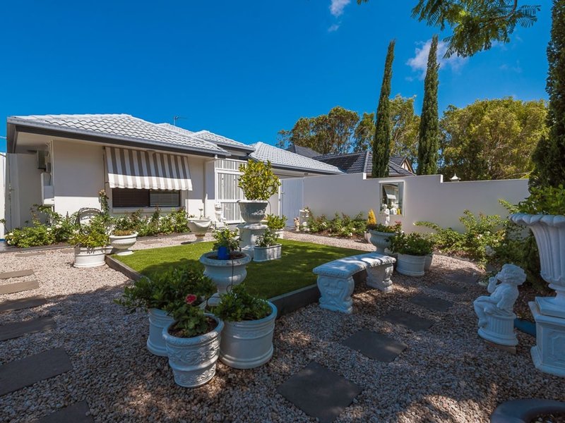 Photo - 7 Mariner Place, Twin Waters QLD 4564 - Image 19