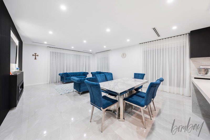 Photo - 7 Marjoram Street, Mickleham VIC 3064 - Image 6