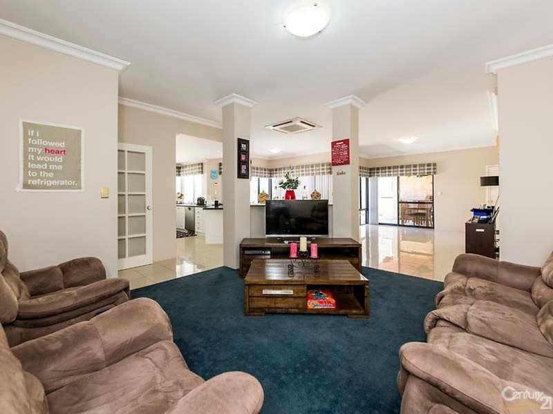 Photo - 7 Maroubra Way, Clarkson WA 6030 - Image 15