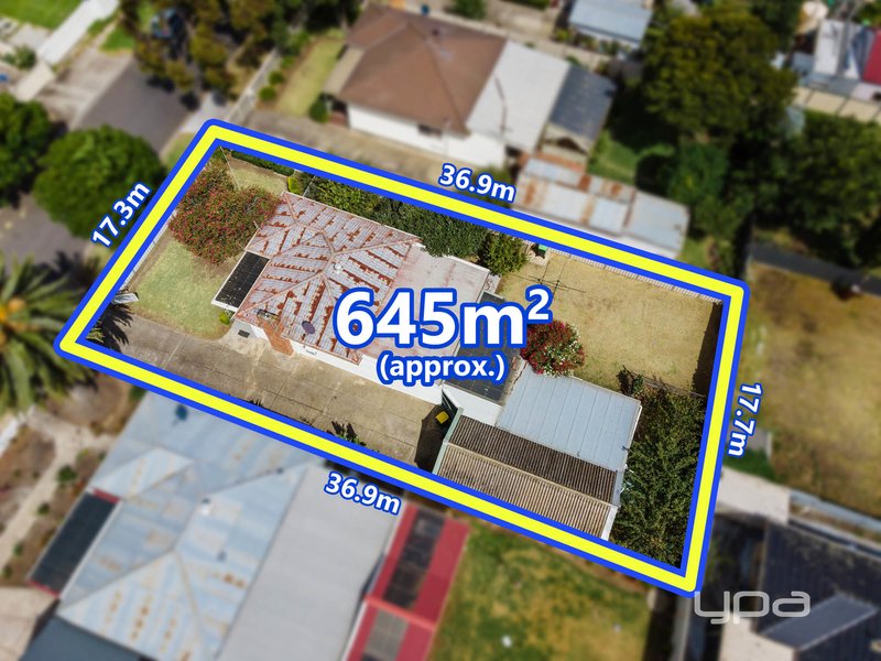 Photo - 7 Marsden Crescent, St Albans VIC 3021 - Image 8