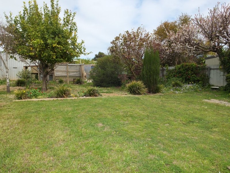 Photo - 7 Martin Street, Moonta Bay SA 5558 - Image 12