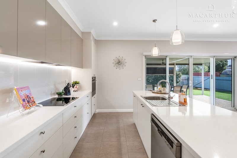 Photo - 7 Matthews Street, Lockhart NSW 2656 - Image 9