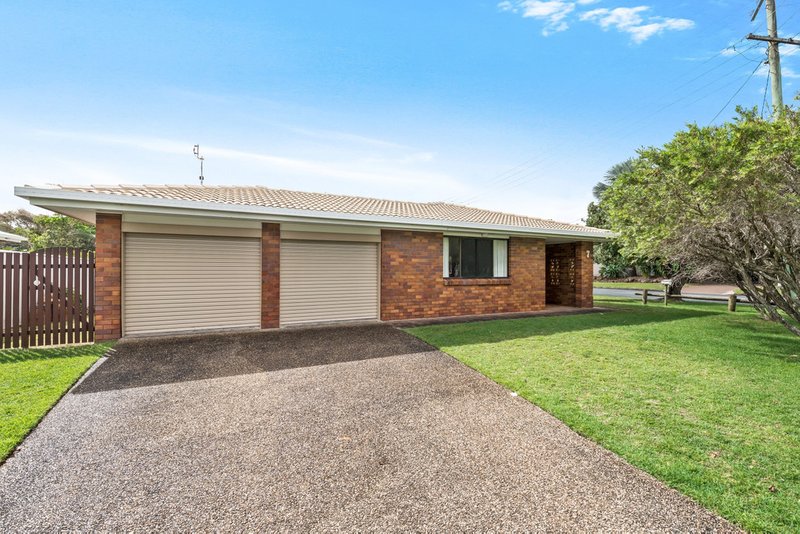 Photo - 7 Mawarra Avenue, Buddina QLD 4575 - Image 2