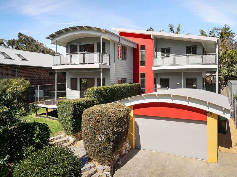 Photo - 7 Maxwell Crescent, Stanwell Park NSW 2508 - Image 1