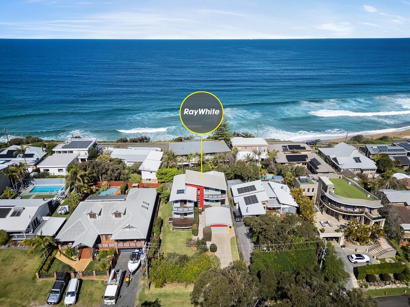 Photo - 7 Maxwell Crescent, Stanwell Park NSW 2508 - Image 2