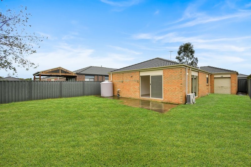 Photo - 7 Maya Street, Pakenham VIC 3810 - Image 10